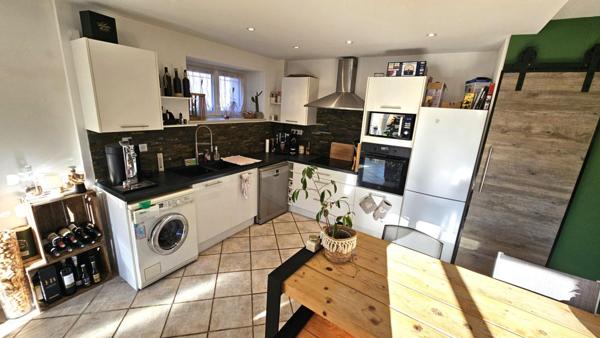 Houdan 7 mn / Proche Gambais / Maison 2 chambres dans un village prisé du 78