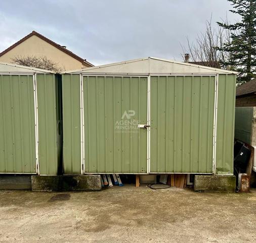 Fond de Commerce Type Entrepot Menuiserie HOUILLES + Cession 90 000 € **  - Référence  898