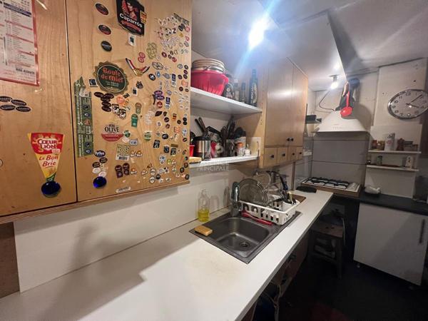 Fond de Commerce Type Entrepot Menuiserie HOUILLES + Cession 90 000 € **  - Référence  898