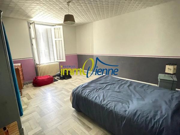 Vente Immeuble 4 pièces 120 m2 à Valdivienne