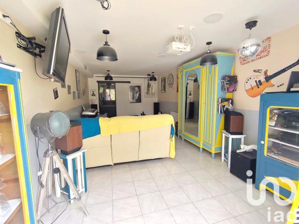 Maison traditionnelle 8 pièces de 225 m² à Saint-Ybars (09210)