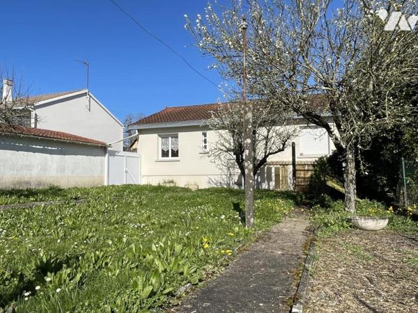 Maison d'habitation d'environ 90 m² habitables sur un terrain de 458 m².