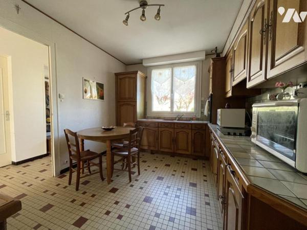 Maison d'habitation d'environ 90 m² habitables sur un terrain de 458 m².