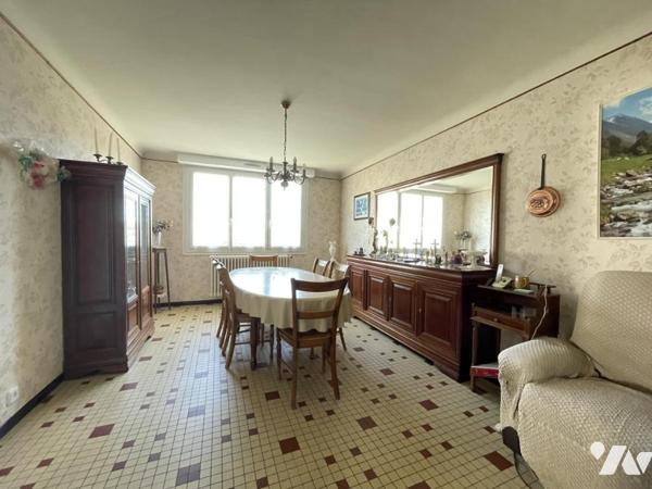 Maison d'habitation d'environ 90 m² habitables sur un terrain de 458 m².