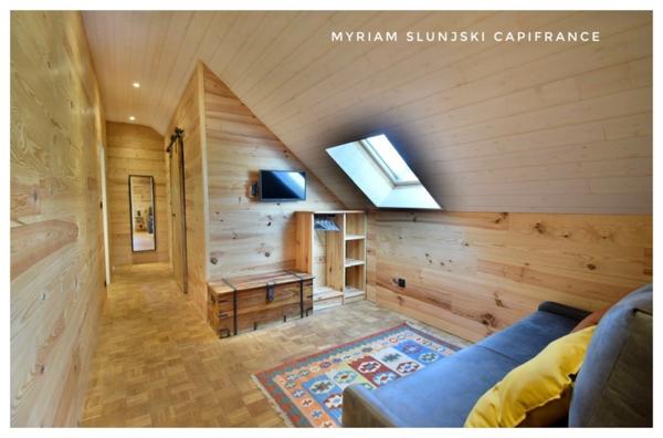 Dpt Landes (40), à vendre Villa atypique proche autoroute, océan, au calme.