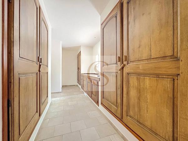 Maison à vendre 6 pièces de 289 m²