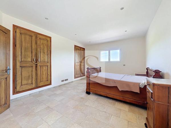 Maison à vendre 6 pièces de 289 m²