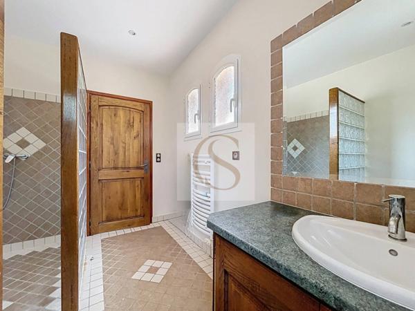 Maison à vendre 6 pièces de 289 m²