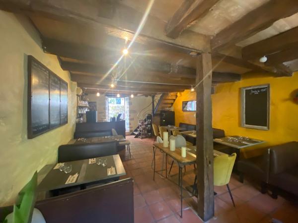 À VENDRE – Fonds de commerce - RESTAURANT – Saint-Cirq-Lapopie