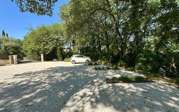 Maison à vendre    6 pièces •  Vauvert