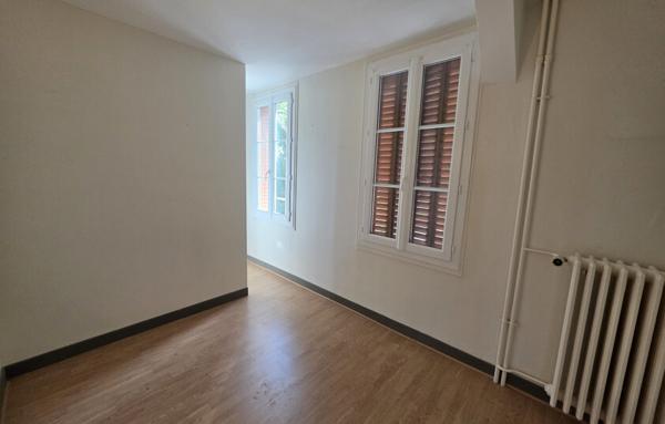 Maison de 484 m²