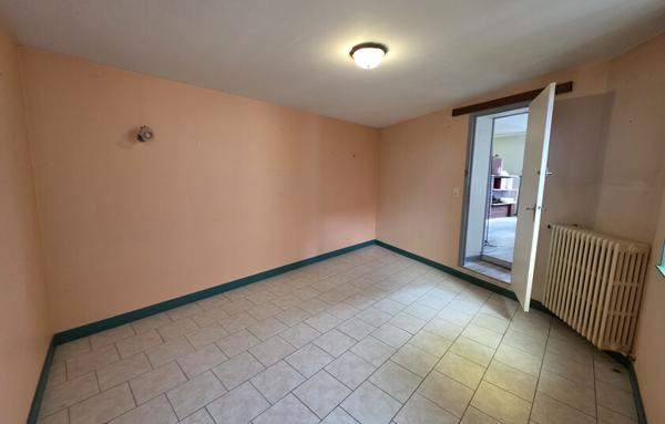 Maison de 484 m²