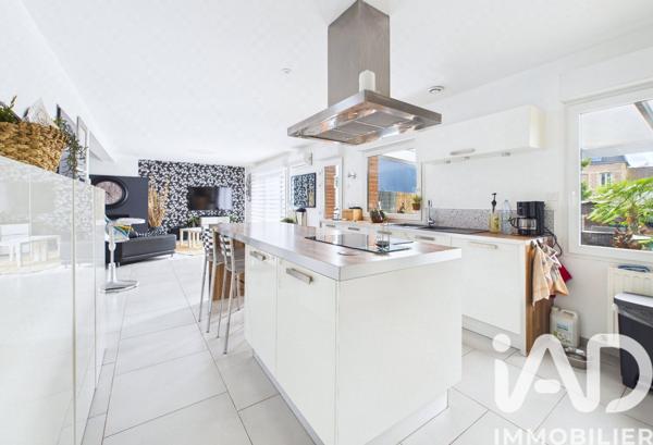 Maison à vendre 8 pièces 312 m² Valenciennes