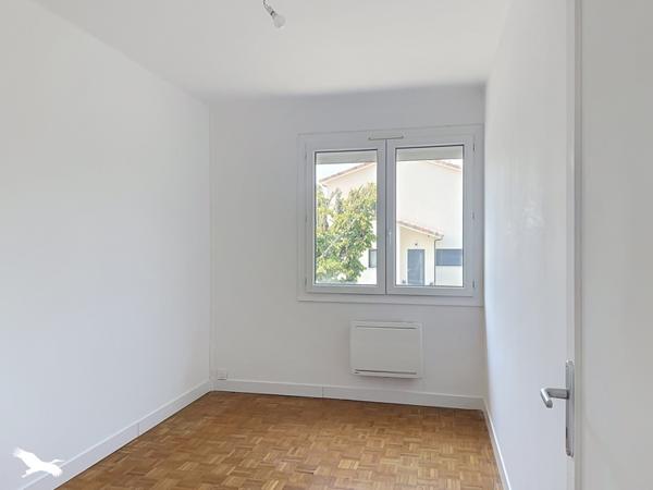 Maison 270 810 € Bruguières 6 p 133 m² DPE E