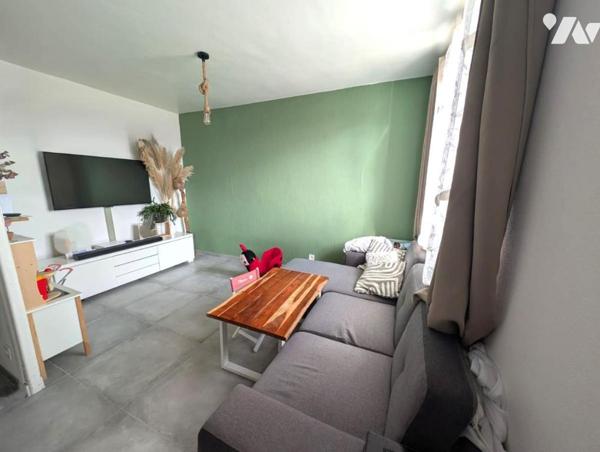 Appartement avec cave et balcon et proche du centre ville