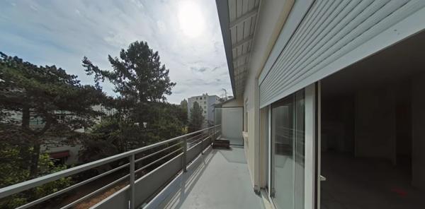 APPARTEMENT T2 A LOUER - TASSIN LA DEMI LUNE La-Raude 47.13 m 2 815 € charges comprises par mois