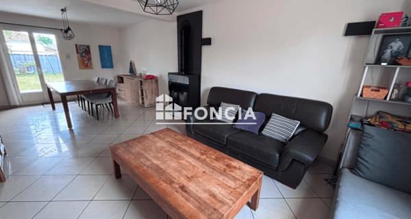 Location Maison 7 pièces 146.56 m² - Rosny-sur-seine 78710