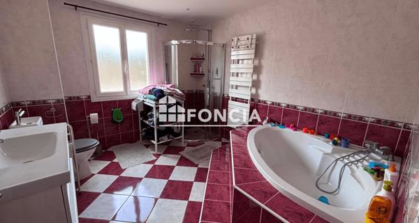 Location Maison 7 pièces 146.56 m² - Rosny-sur-seine 78710