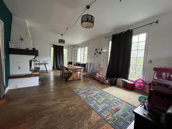 Maison à vendre |  Mourenx |  7 pièces | 215 m²