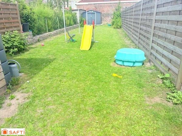 Charmante maison rénovée avec 3 chambres et jardin !!