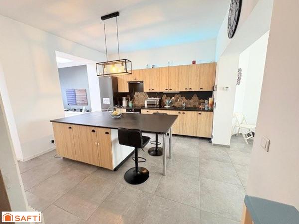 Charmante maison rénovée avec 3 chambres et jardin !!