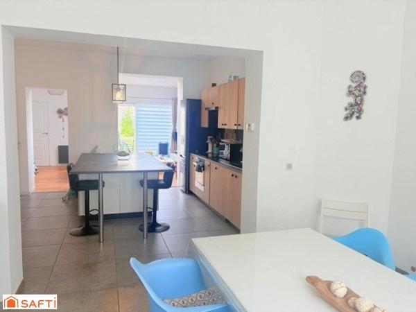 Charmante maison rénovée avec 3 chambres et jardin !!