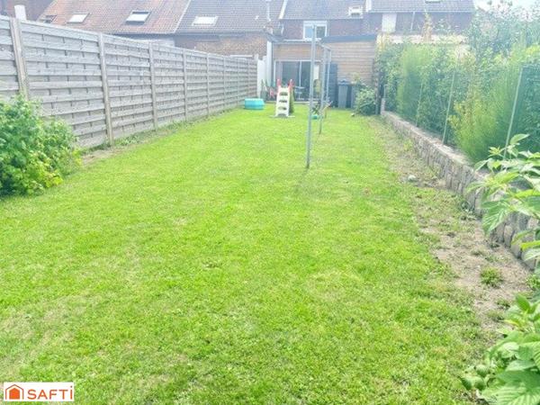 Charmante maison rénovée avec 3 chambres et jardin !!