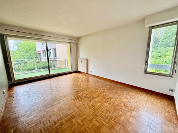 Appartement
                                                                                                                                                                                                                                                                                                                        2 pièce(s)                                                                                                                                                                                                          1 chambre(s)                                                                                                                                                                                                          50  m²