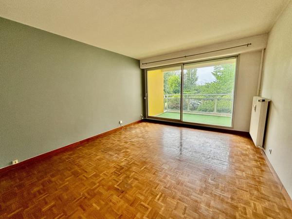 Appartement
                                                                                                                                                                                                                                                                                                                        2 pièce(s)                                                                                                                                                                                                          1 chambre(s)                                                                                                                                                                                                          50  m²