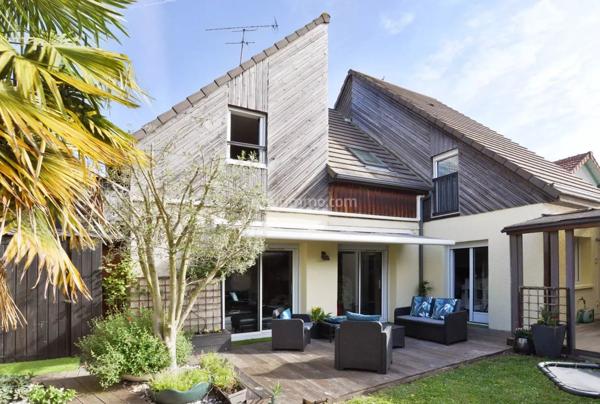 Vente Maison 8 pièces 160 m2 à Villeneuve-Saint-Georges