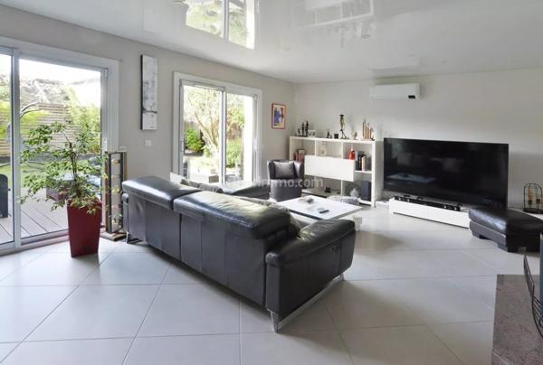 Vente Maison 8 pièces 160 m2 à Villeneuve-Saint-Georges