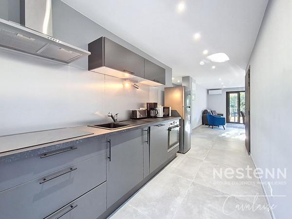 Appartement 3 pièces 69 m2 proche du centre et des plages à Cavalaire