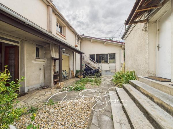 5 minutes à pied du métro - immeuble + atelier