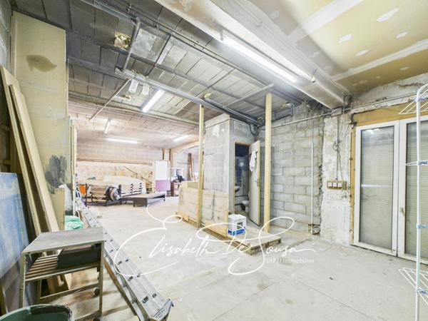 5 minutes à pied du métro - immeuble + atelier