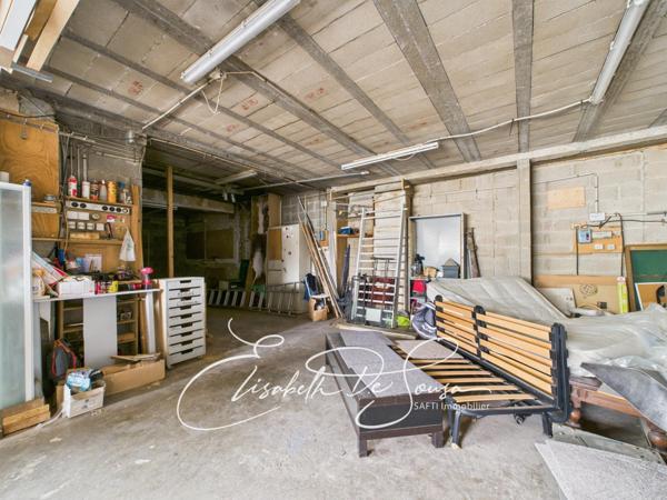 5 minutes à pied du métro - immeuble + atelier