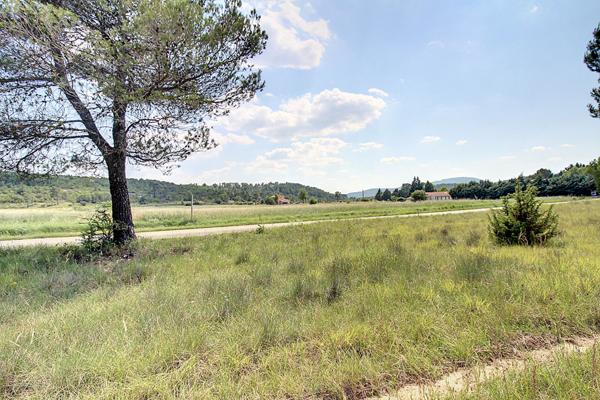 A VENDRE EXCLUSIVITE ! Terrain Sillans La Cascade 2528 m²