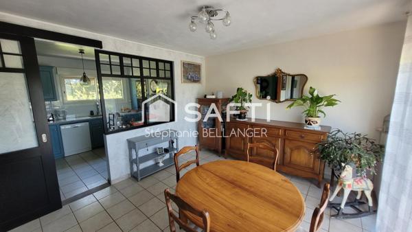 Maison 3 chambres, double garage, grand terrain constructible de 1524m2