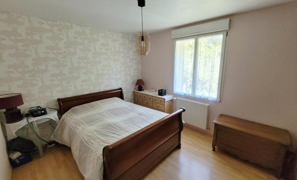 Maison 3 chambres, double garage, grand terrain constructible de 1524m2
