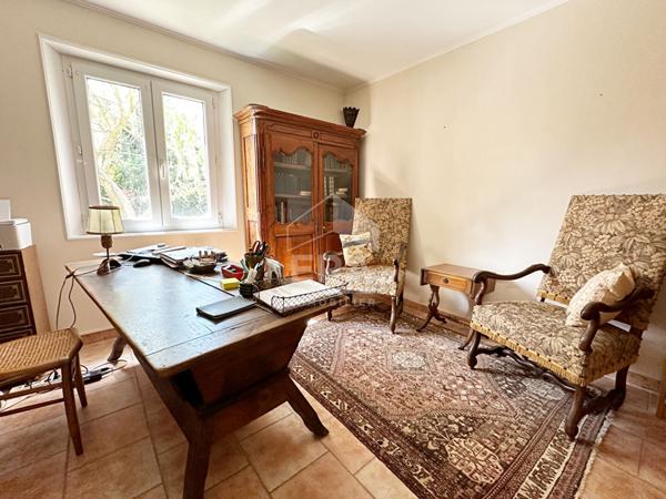 Belle Propriété 7 pièces Rognes 185m2 sur 11 000m² de terrain