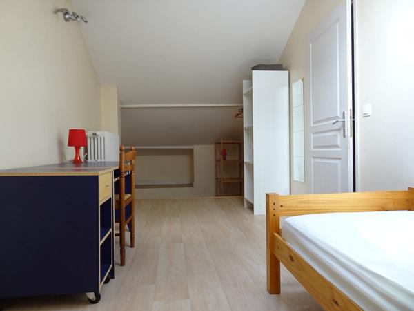 Chambre meublée dans maison étudiante 125 m2