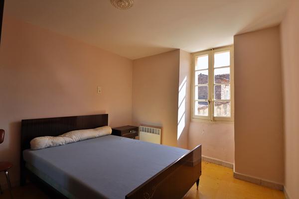 Maison de village-2 chambres- véranda - garage