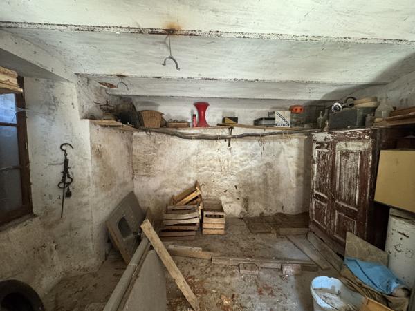 Maison de village-2 chambres- véranda - garage