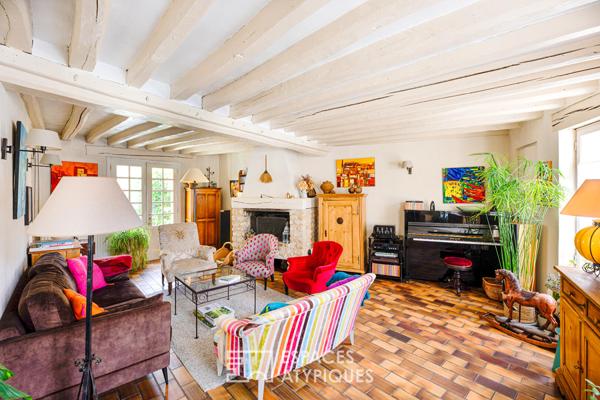 Maison de Charme en Pierre avec Atelier et Jardin bordé par un ru