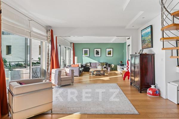 Appartement familial dernier étage avec roof top