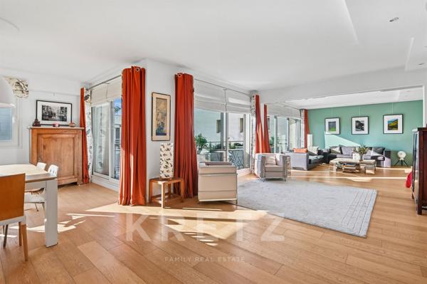 Appartement familial dernier étage avec roof top