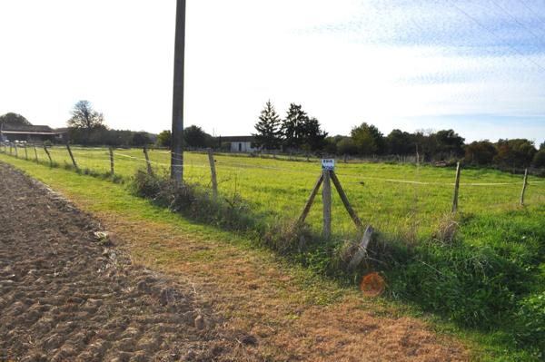 Terrain à ECOYEUX, 17770 - 2250m²