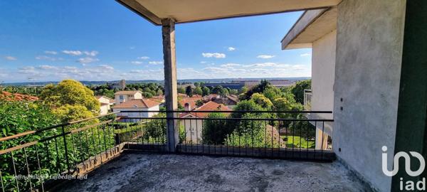 Maison traditionnelle 7 pièces de 174 m² à Bon-Encontre (47240)