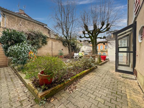 Trévoux (01600) Studio ultra optimisé en cœur de Trévoux – Rentabilité courte durée de +13 % Minimum evolutive