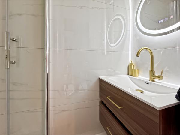 Trévoux (01600) Studio ultra optimisé en cœur de Trévoux – Rentabilité courte durée de +13 % Minimum evolutive