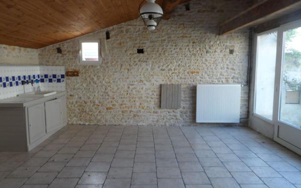 Maison à louer    4 pièces •  Le Gua